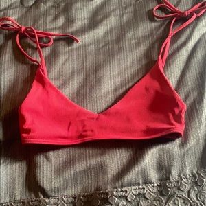 L space Daisy too in color strawberry